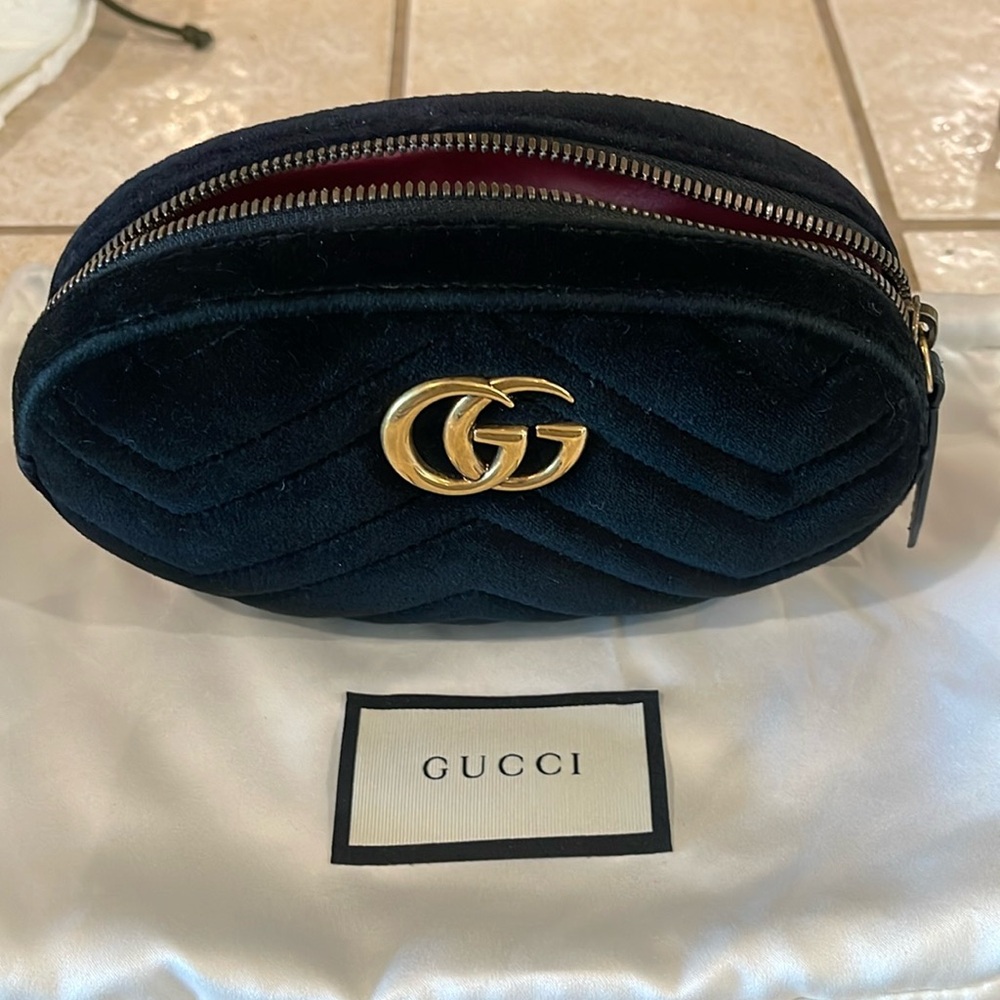 Gucci Black Matelassé Velvet GG Marmont Belt Bag